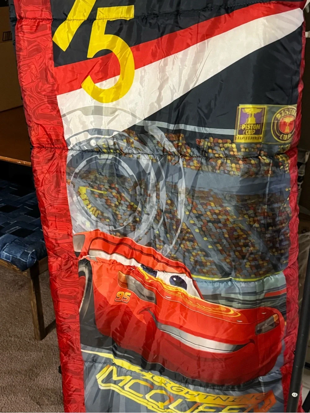 Official Cars 3 Lightning McQueen Red Kids zip up Sleeping Bag 28”x56” EUC